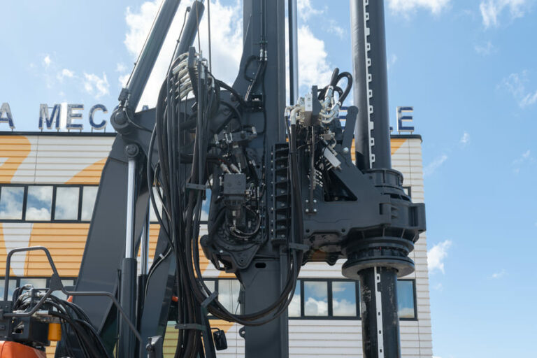 IMT NEW F218 excavator-mounted drill rig