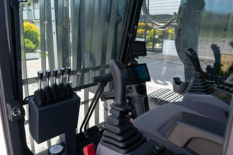 IMT NEW F218 excavator-mounted drill rig