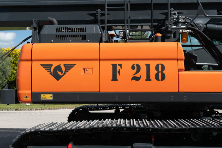 IMT NEW F218 excavator-mounted drill rig